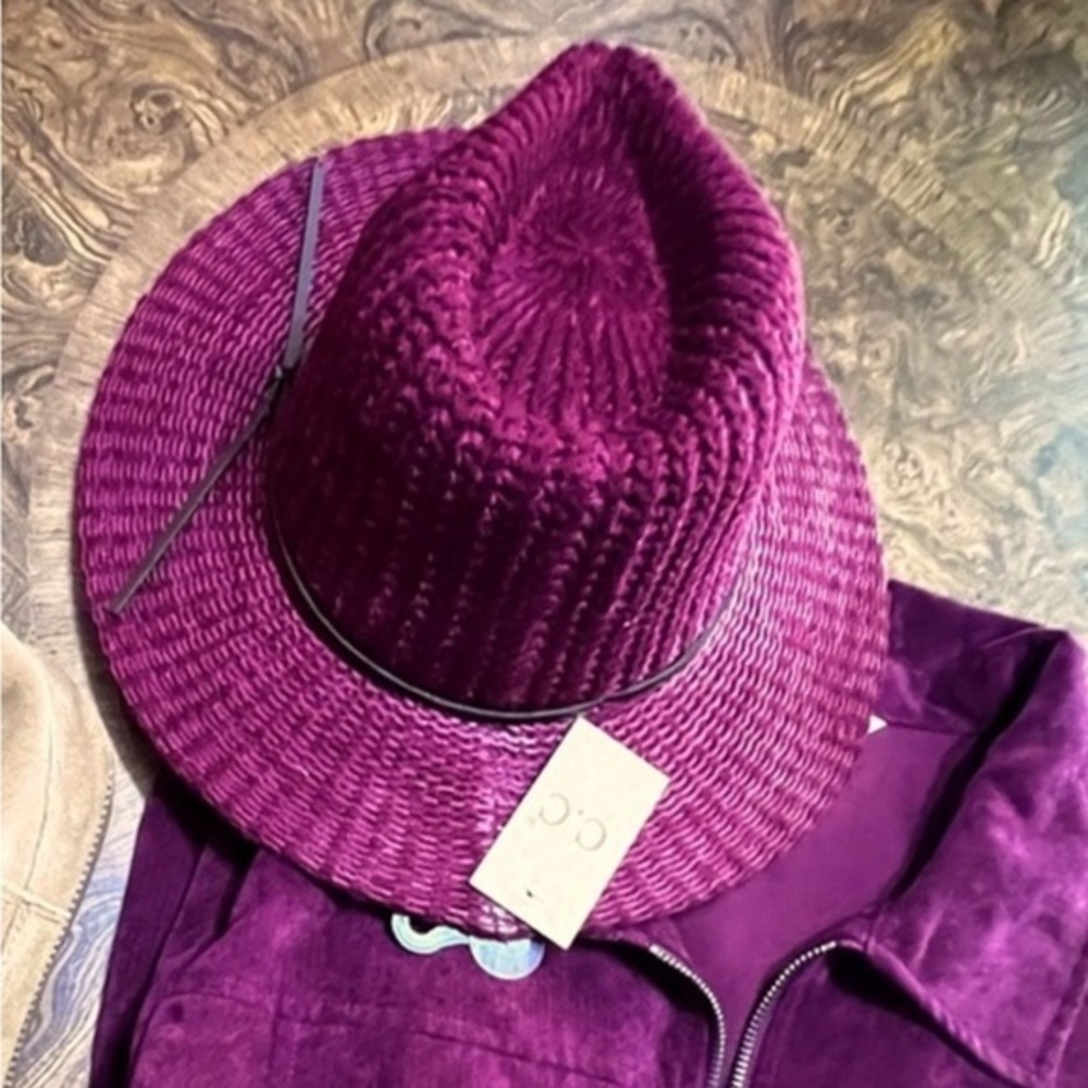C.C. Woven Hat in Berry. Adjustable Head Band NWT